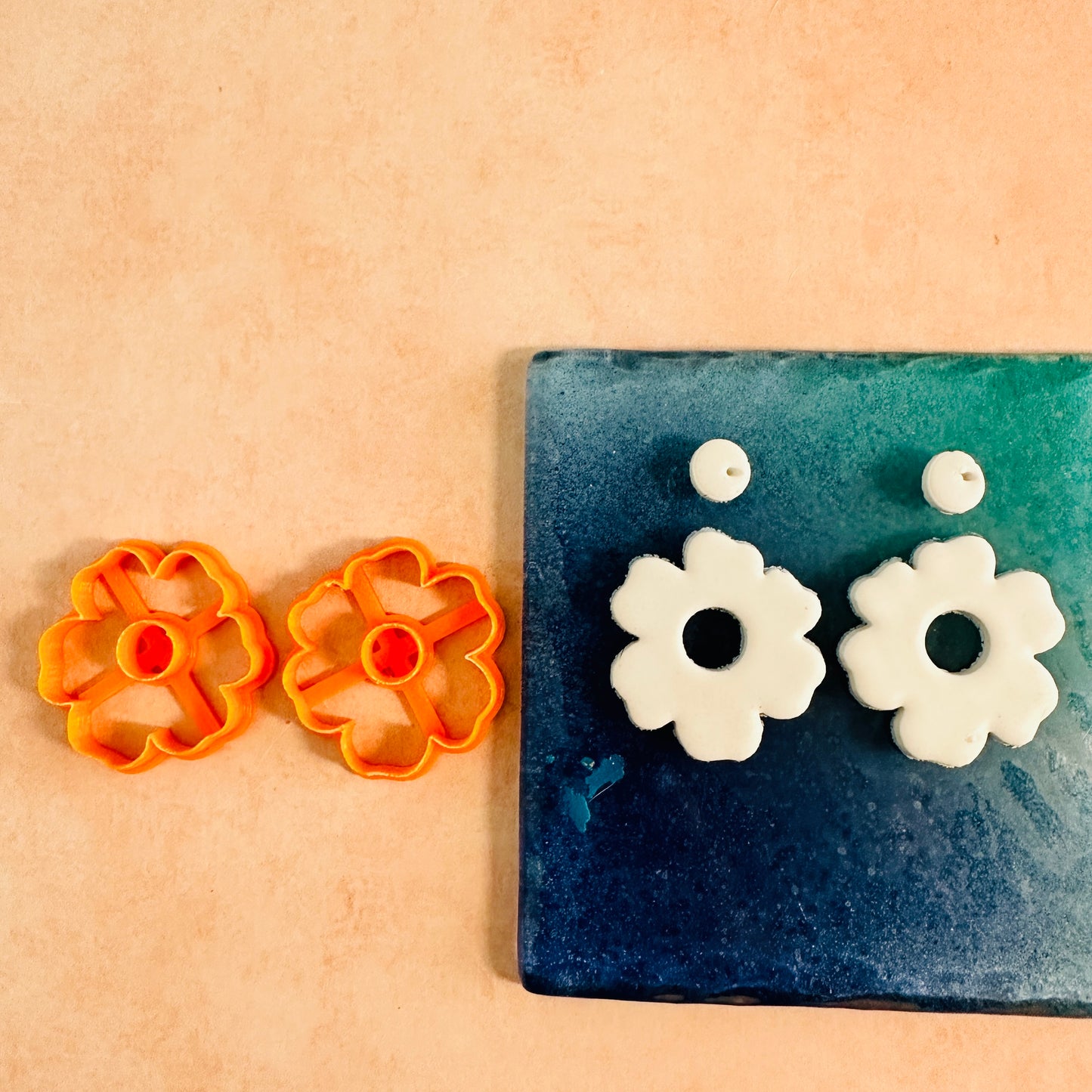 Alice - Boho Mirrored Flower Clay Earring Cutter Set