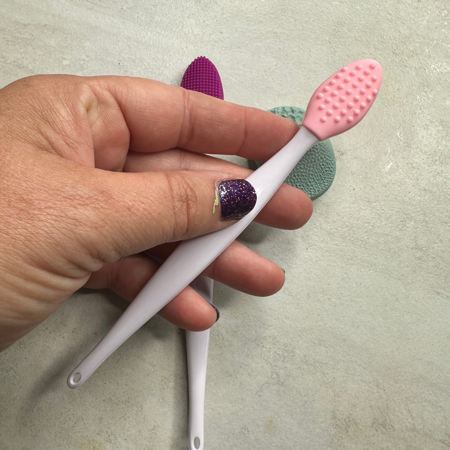 The Pebble Pusher – Double-Sided Silicone Texture Tool for Moss, Rock & Organic Clay Effects