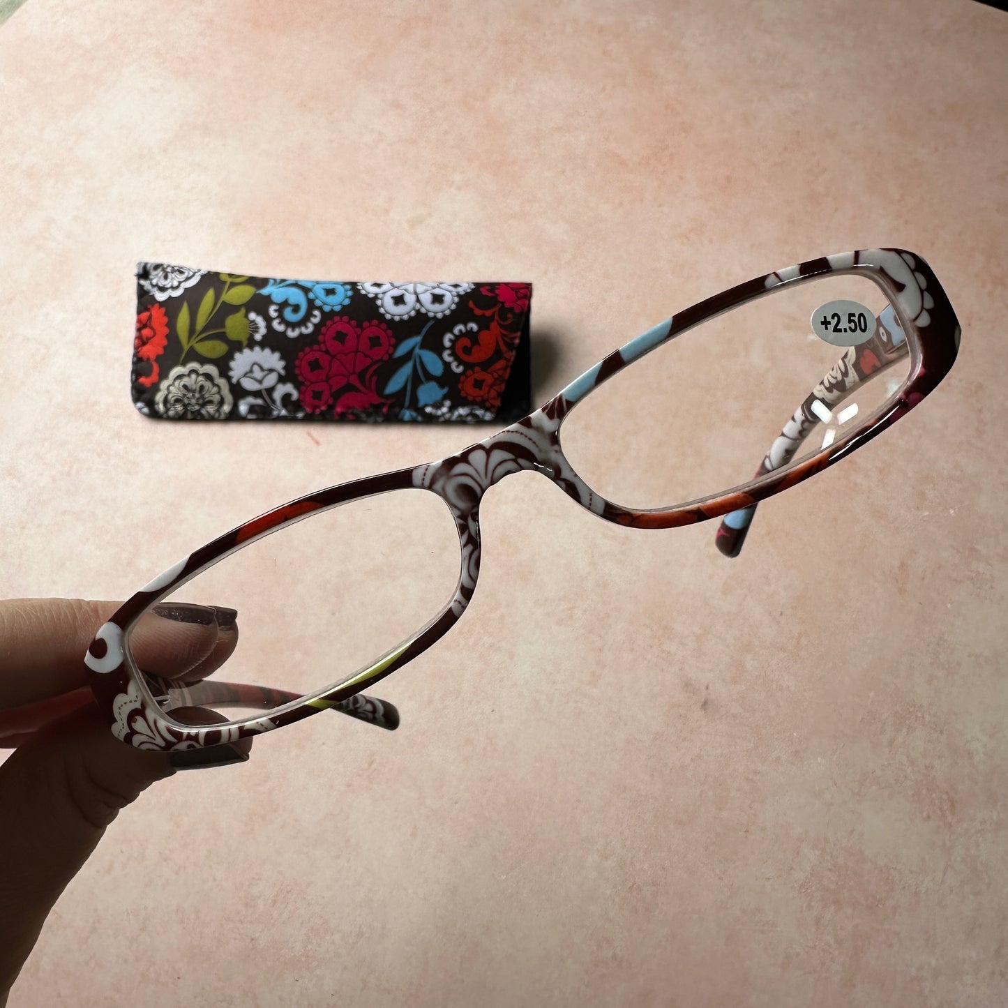 Magnifying Glasses High Strength for fine detail work with case