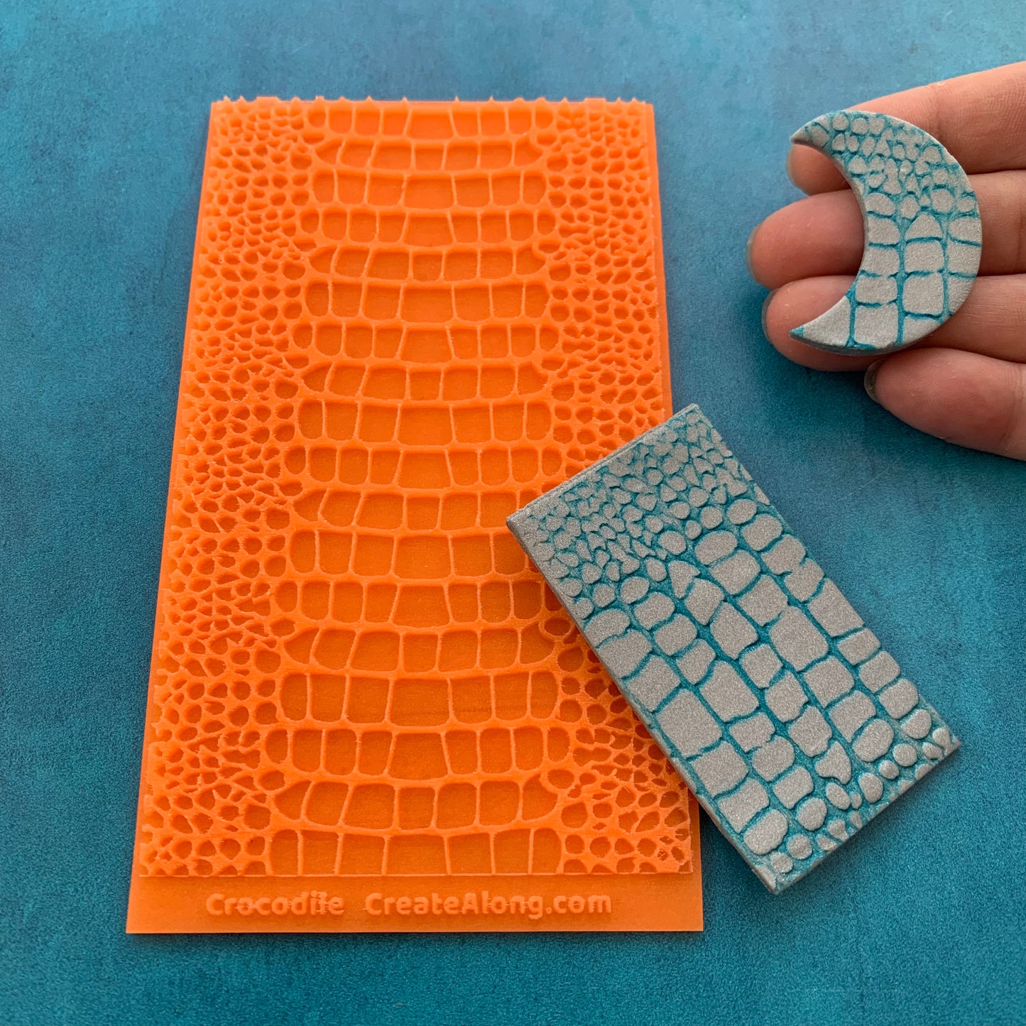 Crocodile Animal Print Texture Mat Silicone rubber Stamp for polymer clay paper Gelli plate and resin