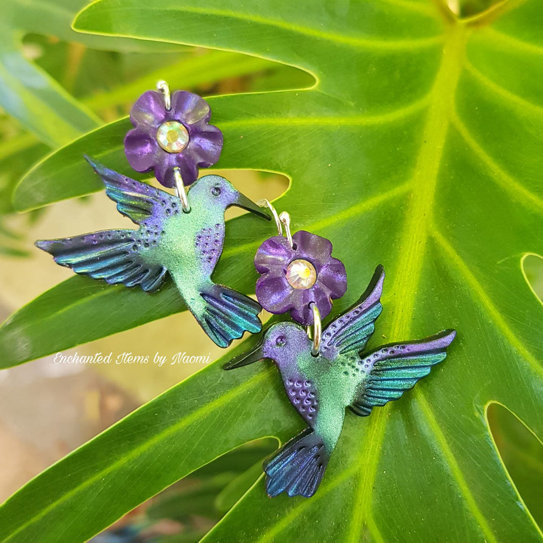 Spring is coming! You can make these stunning polymer clay Hummingbird Earrings!