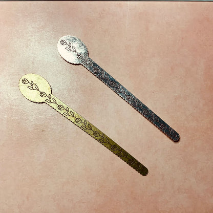 Metal bookmark with cabochon inset and ruler - Create Along 