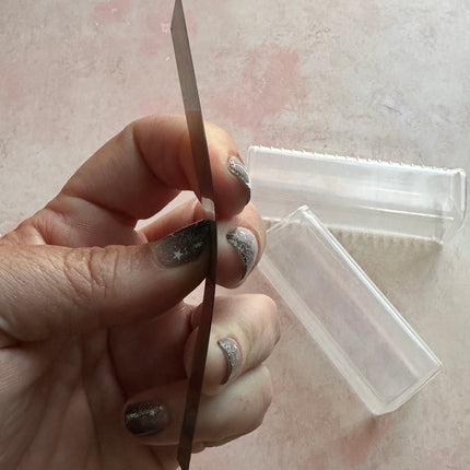 Clay Blade short 4 inch slight flex with case - Create Along 