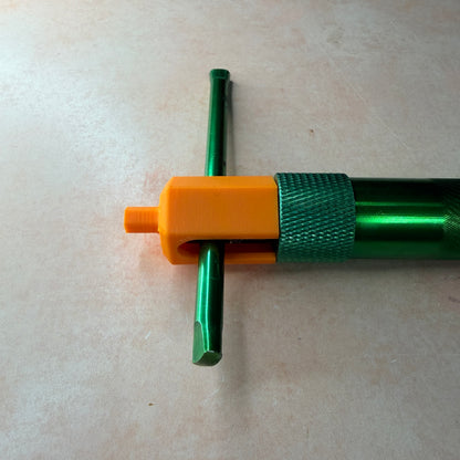 Extruder Adaptor for Drill Makins Green