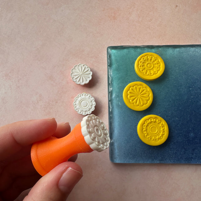 Texture Tips mini stamps Fabulous Flowers for clay mica ink - Create Along 