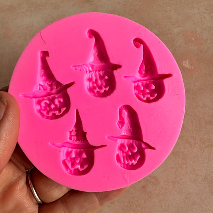 Halloween Scarecrow Jack O’Lantern Mold – Pumpkin Faces with Witch Hat