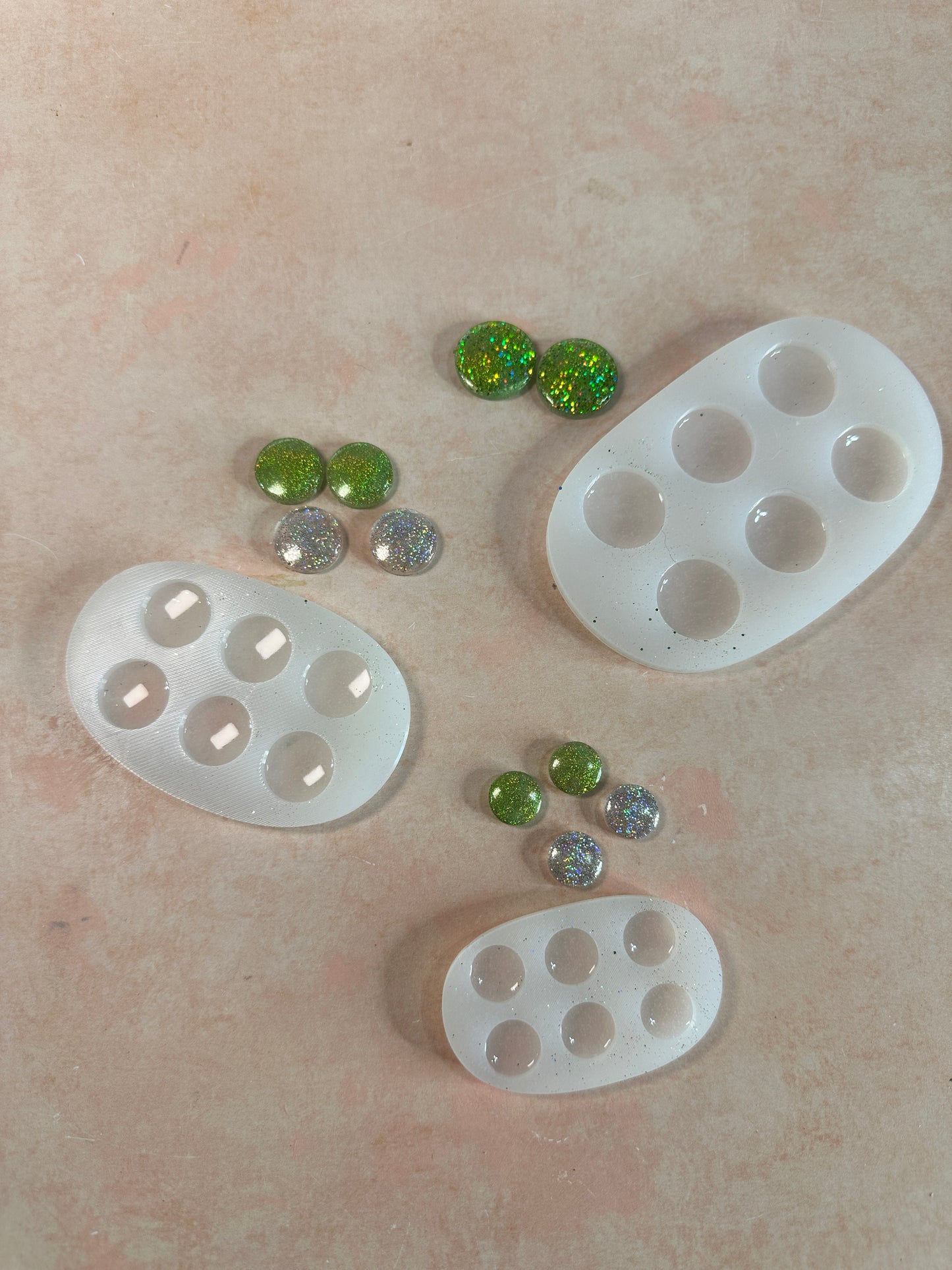 Stud & Dot Silicone Mold – Choose 20mm, 15mm, or 12mm