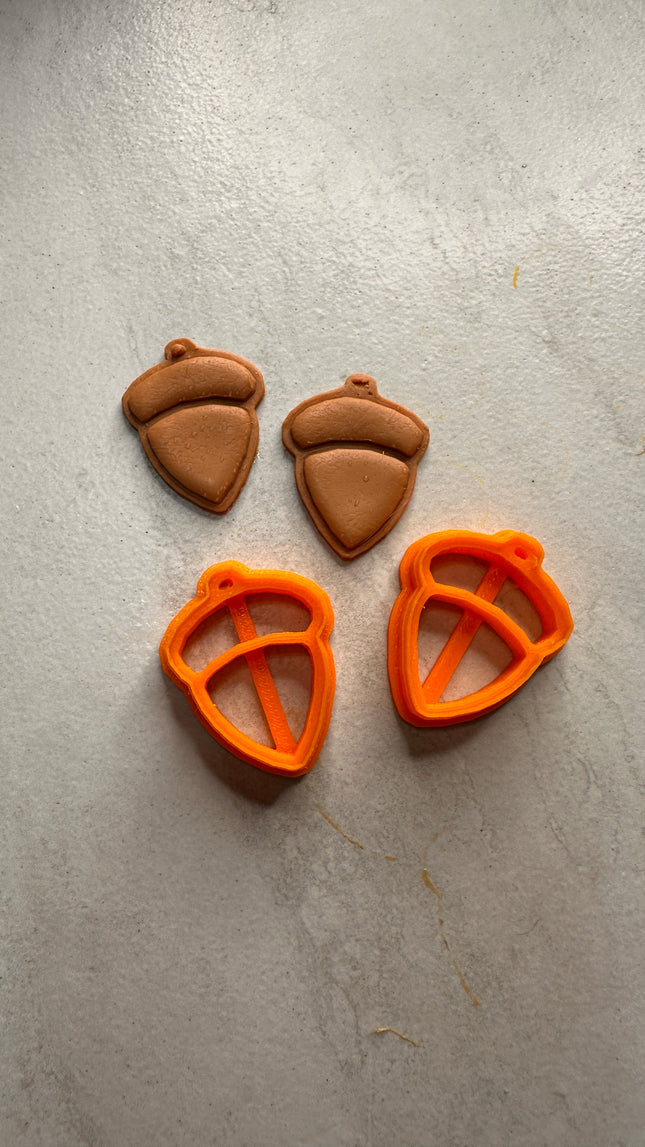 Acorns Mirrored polymer clay cutter set earrings Autumn motif - Create Along 