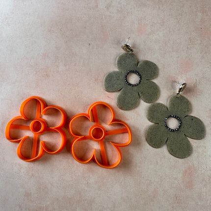 Big Flower Donut clay earring mirrored Cutters "Adele" - Create Along 