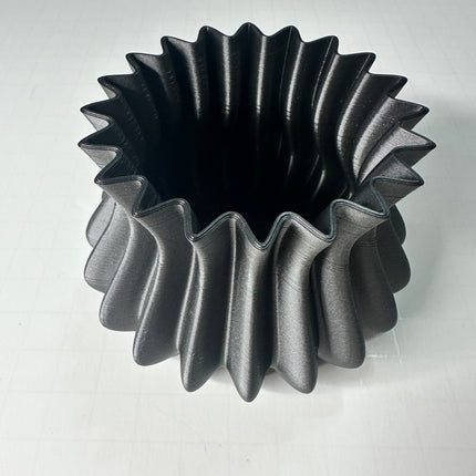 Fluted Starry Tool Cup for Polymer Clay & Sculpting Tools – Hematite Gray with Hidden Star Detail - Create Along 