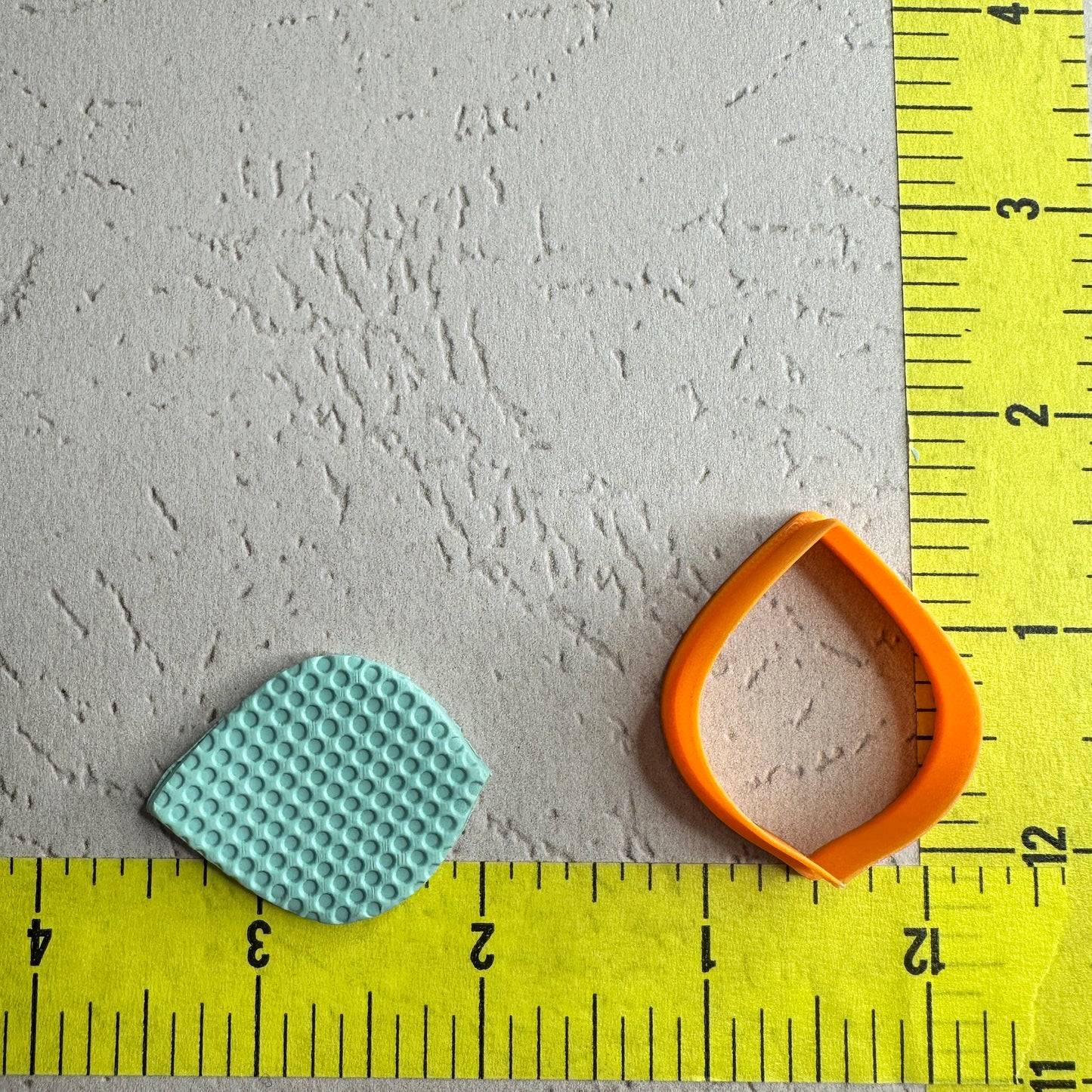 The Basic Earring Drop polymer clay cutter
