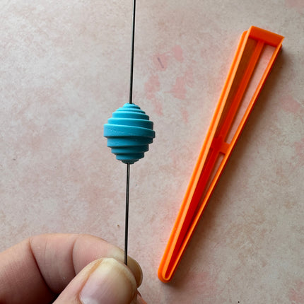 Rolled clay bead cutter - 5/8 inch round shape | paper bead style clay cutter - Create Along 