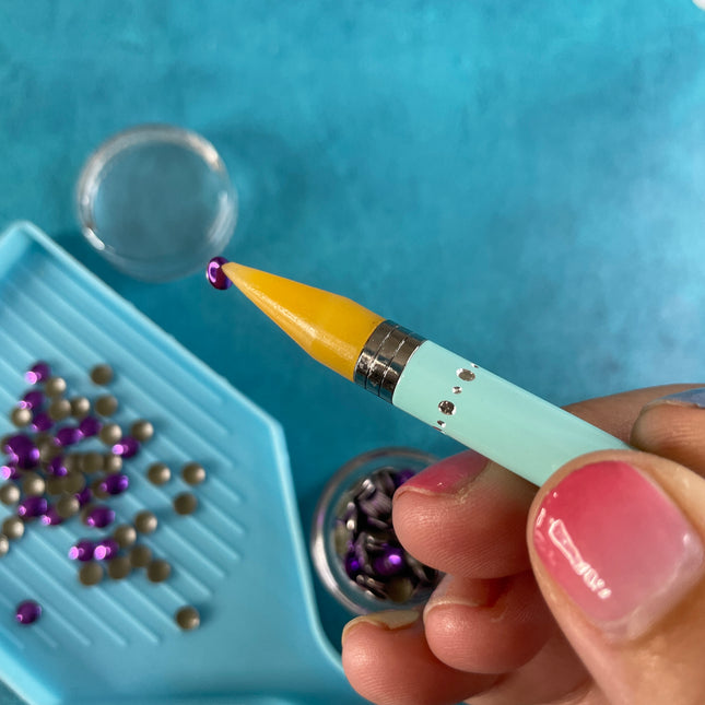 Crystal Catcher Wax Wand and Tray - Create Along 