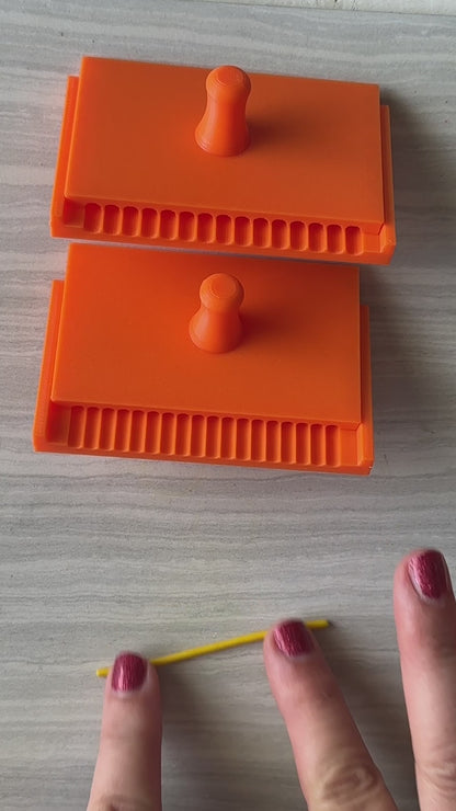 The Big BALLER 5 mm or 8 mm polymer clay petal bead ball making tool