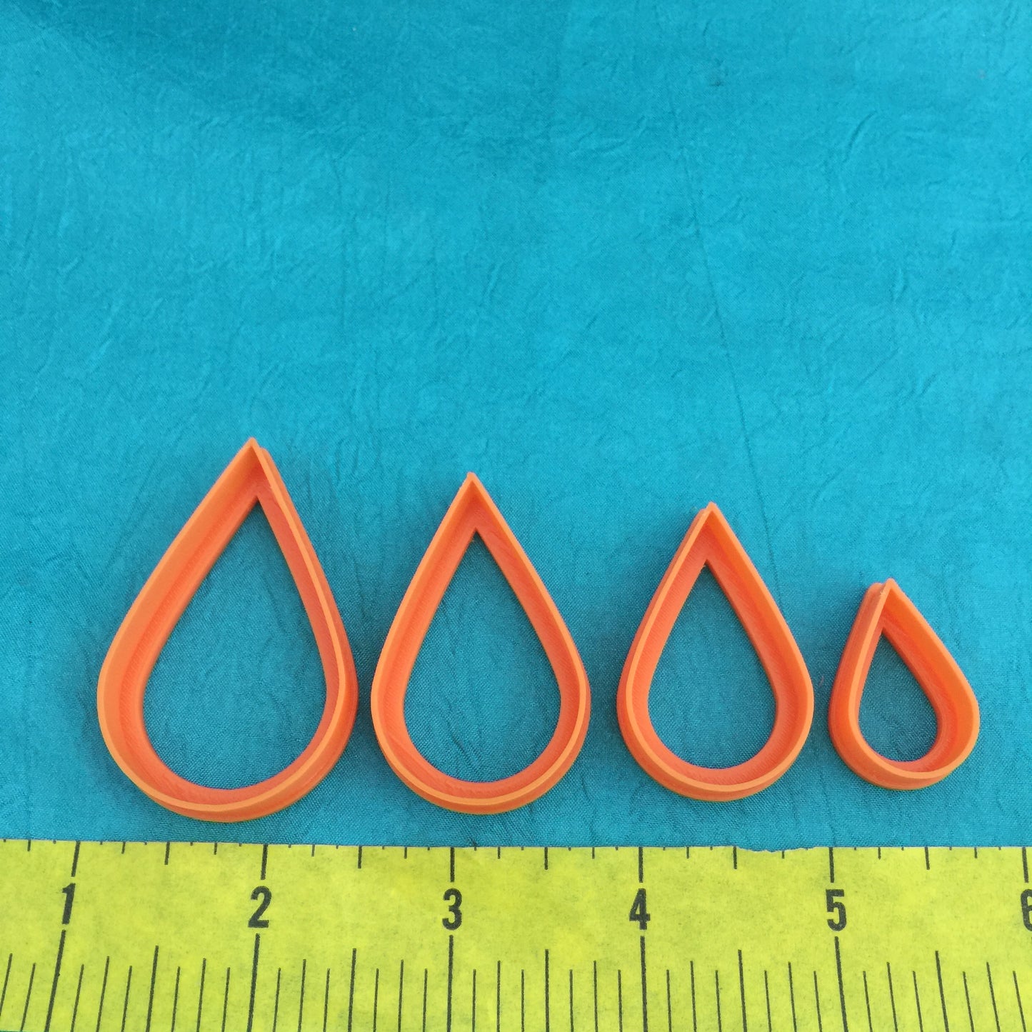 Tear Drop Rain Drop Graduated Sized Set of 4 Jewelry Sized polymer clay Cutters - Polymer Clay TV tutorial and supplies