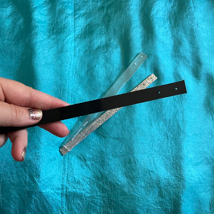 PicStics set of 3 photo prop hygienic tools for photo and video for earrings Pic Sticks - Create Along 