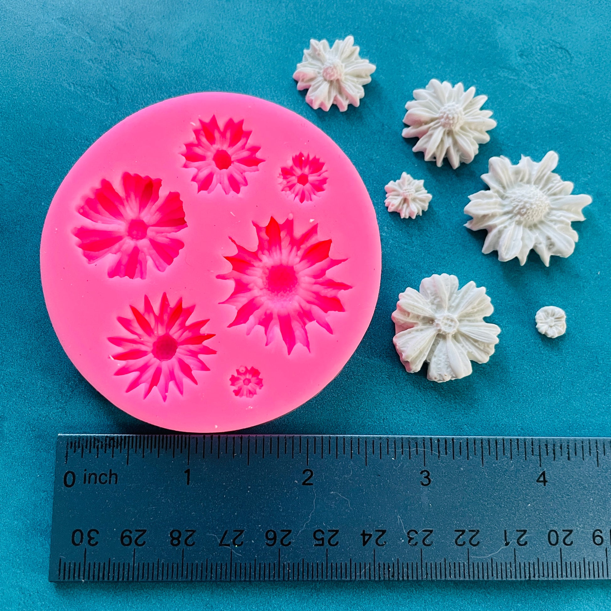 Sunflower Coaster Mold for Resin Casting, Flower Keychain Mold Silicone Flower  Resin Mold