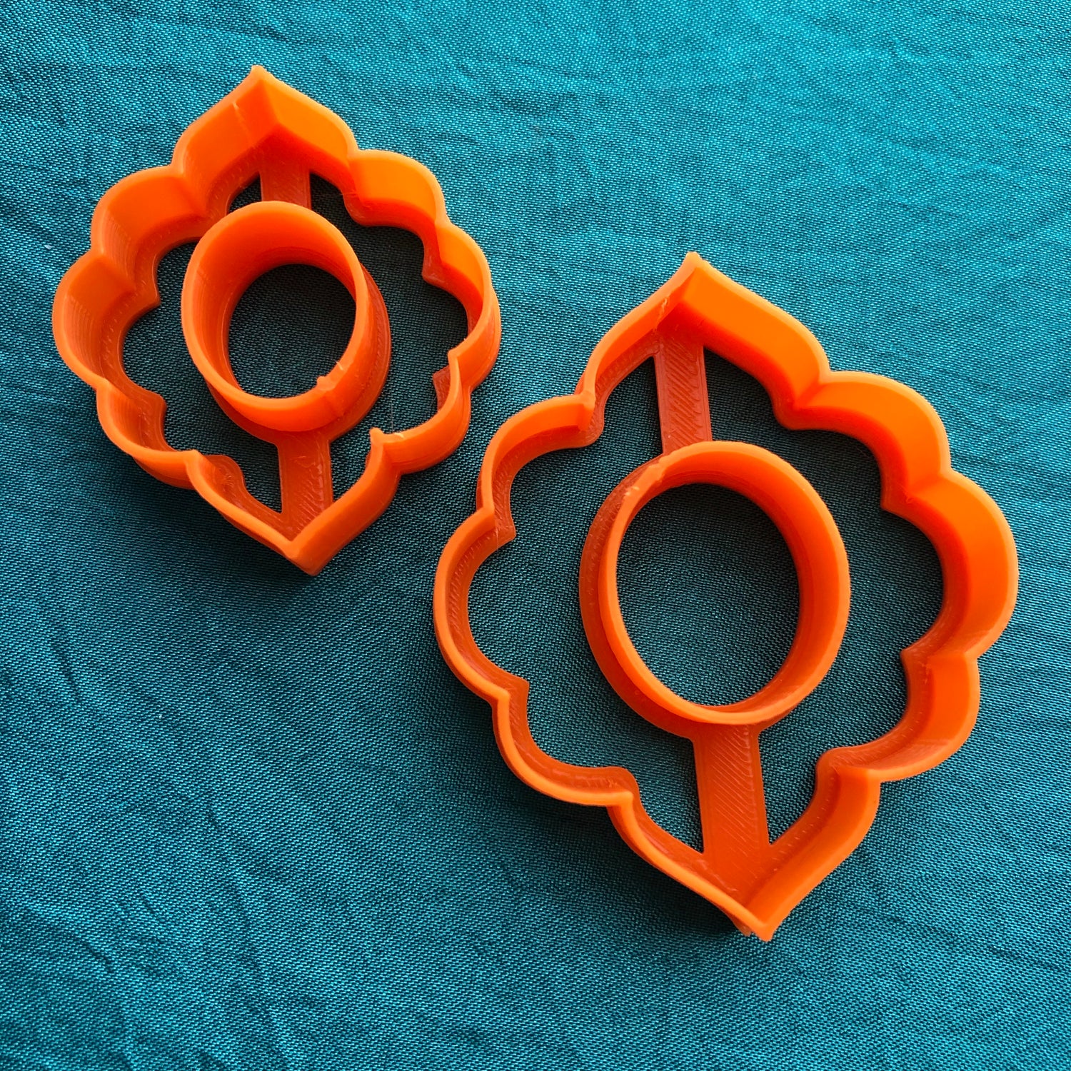 Ruffled Kiss Set with Center Hole Design Jewelry size Set of 2 polymer clay Cutters - Polymer Clay TV tutorial and supplies